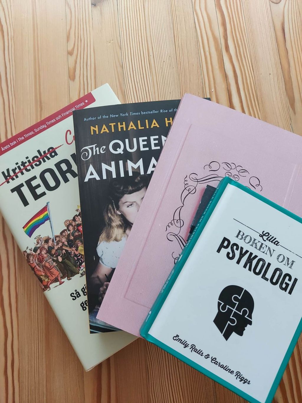 New books wooo!&nbsp;📖