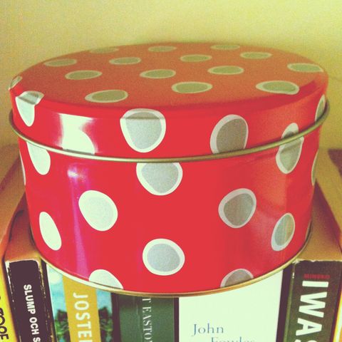 Look at my cute tin&nbsp;box